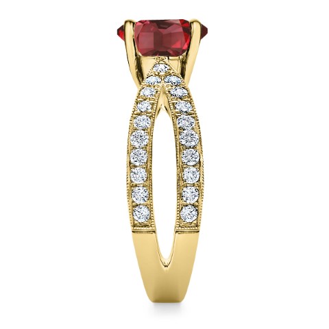 https://www.goldiam.easystockhosting.com/en/sites/default/files/Jos12B_yellowgold_ruby%20%28Small%29.jpg